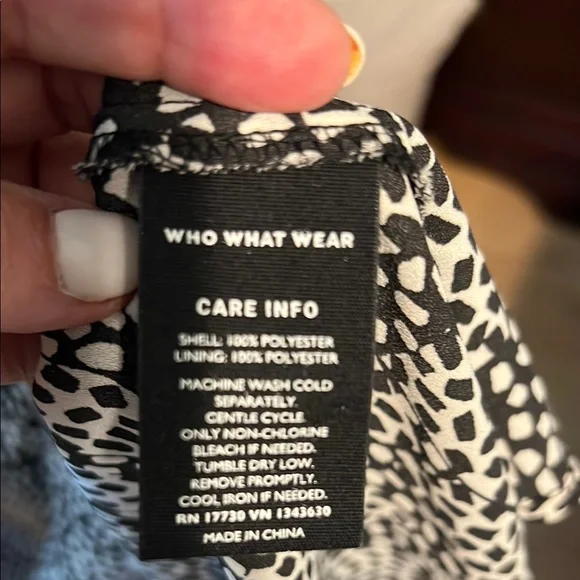 Who What Wear Monochrome Long SleeveMaxi Dress - Picture 8 of 9